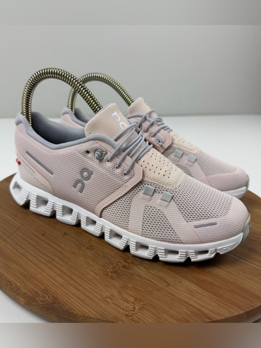 On Running Cloud 5 Women's Sneakers in Blush Pink